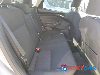 Zdjęcie 10 z 12 samochodu: 2016 FORD FOCUS SE VIN:1FADP3F26GL399440 - miniatura