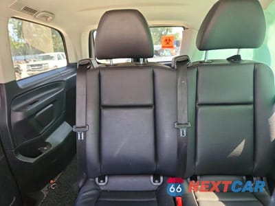 Zdjęcie 10 z 13 samochodu: 2018 MERCEDES-BENZ METRIS VIN:WD4PG2EE2J3347247 - miniatura