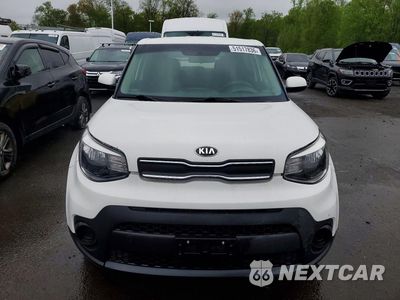 Piąte zdjęcie samochodu w środku: 2019 KIA SOUL BASE VIN:KNDJN2A27K7917271 - miniatura