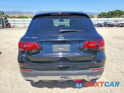 Zdjęcie 6 z 13 samochodu: 2021 MERCEDES-BENZ GLC 300 VIN:W1N0G8DBXMV289072 - miniatura