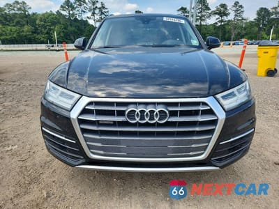 Piąte zdjęcie samochodu w środku: 2018 AUDI Q5 PREMIUM PLUS VIN:WA1BNAFY9J2207693 - miniatura