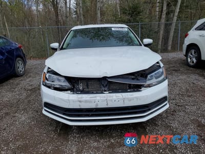 Piąte zdjęcie samochodu w środku: 2016 VOLKSWAGEN JETTA SE VIN:3VWD67AJ9GM302424 - miniatura