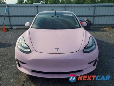 Piąte zdjęcie samochodu w środku: 2018 TESLA MODEL 3 VIN:5YJ3E1EB1JF116549 - miniatura