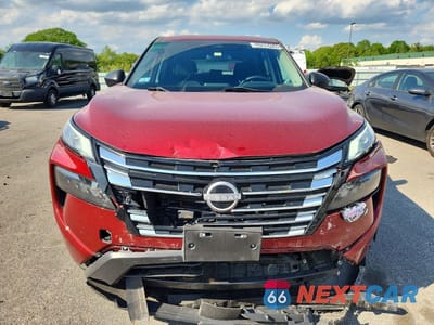 Piąte zdjęcie samochodu w środku: 2024 NISSAN ROGUE S VIN:5N1BT3AB1RC733005 - miniatura