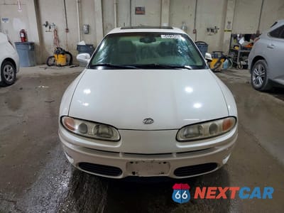 Piąte zdjęcie samochodu w środku: 2002 OLDSMOBILE AURORA VIN:1G3GR64H524128107 - miniatura