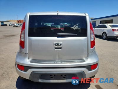 Zdjęcie 6 z 12 samochodu: 2013 KIA SOUL + VIN:KNDJT2A68D7577141 - miniatura