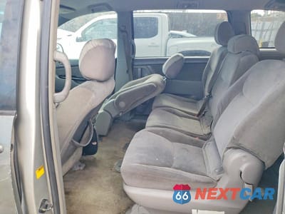 Zdjęcie 11 z 14 samochodu: 2005 TOYOTA SIENNA LE 8 PASSENGER VIN:5TDZA23CX5S229330 - miniatura