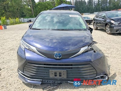 Piąte zdjęcie samochodu w środku: 2022 TOYOTA SIENNA XLE VIN:5TDYSKFC1NS064899 - miniatura