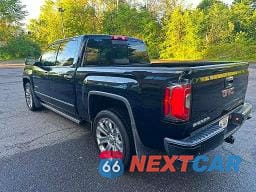 Drugie zdjęcie samochodu z przodu: 2017 GMC SIERRA K1500 DENALI VIN:3GTU2PEJ0HG244163 - miniatura