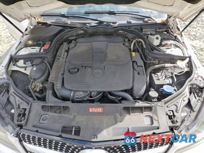 Zdjęcie 11 z 12 samochodu: 2013 MERCEDES-BENZ C 300 4MATIC VIN:WDDGF8AB3DG128621 - miniatura
