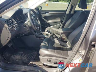 Zdjęcie 7 z 12 samochodu: 2018 VOLKSWAGEN PASSAT SE VIN:1VWBA7A30JC010029 - miniatura