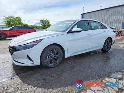 2023 HYUNDAI ELANTRA SEL 5NPLM4AG2PH103695 - główne zdjęcie licytacji z USA - miniatura