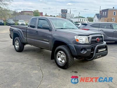 Czwarte zdjęcie samochodu z boku: 2011 TOYOTA TACOMA ACCESS CAB VIN:5TFUX4ENXBX005161 - miniatura