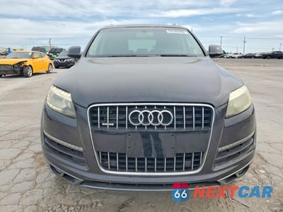 Piąte zdjęcie samochodu w środku: 2013 AUDI Q7 PREMIUM PLUS VIN:WA1LGAFE5DD008492 - miniatura