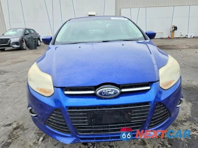 Piąte zdjęcie samochodu w środku: 2012 FORD FOCUS SE VIN:1FAHP3F26CL465299 - miniatura