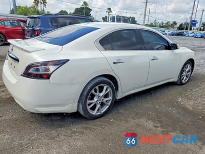 Trzecie zdjęcie samochodu z tyłu: 2013 NISSAN MAXIMA 3.5 S VIN:1N4AA5AP6DC821320 - miniatura