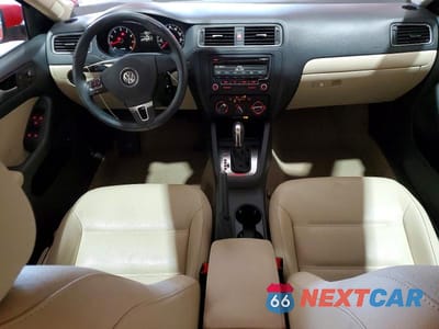 Zdjęcie 8 z 12 samochodu: 2012 VOLKSWAGEN JETTA SE VIN:3VWDP7AJ1CM423956 - miniatura