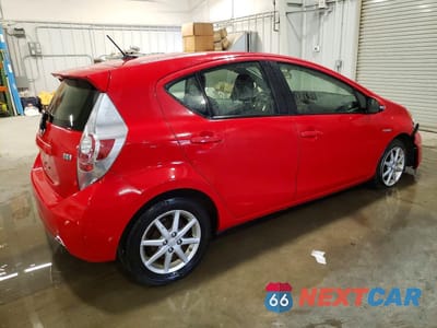 Trzecie zdjęcie samochodu z tyłu: 2012 TOYOTA PRIUS C FOUR VIN:JTDKDTB31C1023632 - miniatura