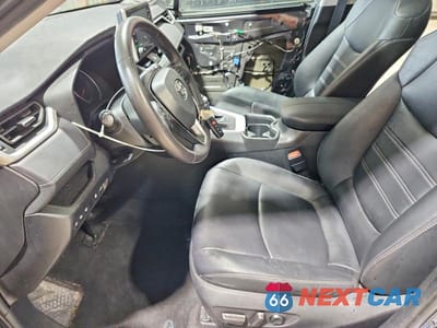 Zdjęcie 7 z 14 samochodu: 2021 TOYOTA RAV4 XLE PREMIUM VIN:2T3A1RFV3MC173443 - miniatura