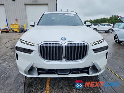Piąte zdjęcie samochodu w środku: 2023 BMW X7 XDRIVE40I VIN:5UX23EM00P9R11019 - miniatura