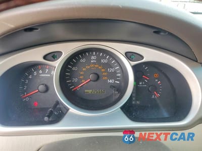 Zdjęcie 9 z 13 samochodu: 2004 TOYOTA HIGHLANDER LIMITED VIN:JTEEP21A540049717 - miniatura