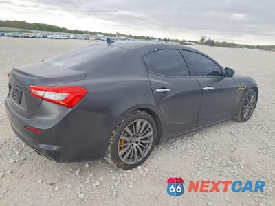 Trzecie zdjęcie samochodu z tyłu: 2018 MASERATI GHIBLI S VIN:ZAM57YTA5J1301682 - miniatura