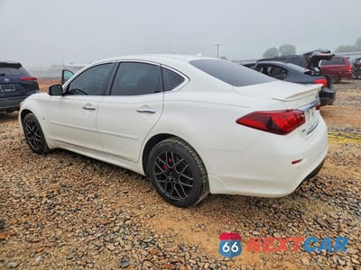 Drugie zdjęcie samochodu z przodu: 2019 INFINITI Q70 3.7 LUXE VIN:JN1BY1AR2KM585554 - miniatura