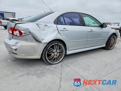 Trzecie zdjęcie samochodu z tyłu: 2004 MAZDA 6 S VIN:1YVHP84D945N87425 - miniatura