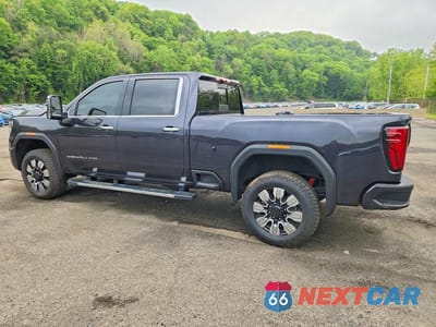 Drugie zdjęcie samochodu z przodu: 2025 GMC SIERRA K2500 DENALI VIN:1GT4URE78SF370953 - miniatura