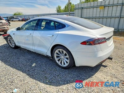 Drugie zdjęcie samochodu z przodu: 2019 TESLA MODEL S VIN:5YJSA1E27KF343804 - miniatura