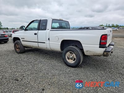 Drugie zdjęcie samochodu z przodu: 2001 DODGE RAM 1500 VIN:3B7HF13Z31G806283 - miniatura