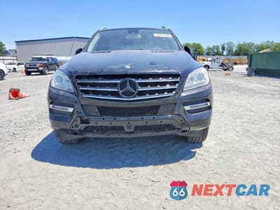 Piąte zdjęcie samochodu w środku: 2013 MERCEDES-BENZ ML 350 VIN:4JGDA5JB1DA263458 - miniatura