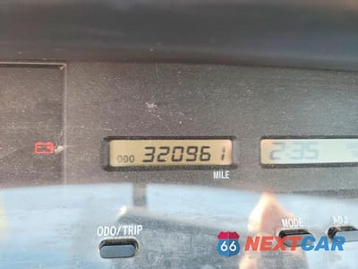 Zdjęcie 9 z 12 samochodu: 2002 TOYOTA AVALON XL VIN:4T1BF28B62U260211 - miniatura
