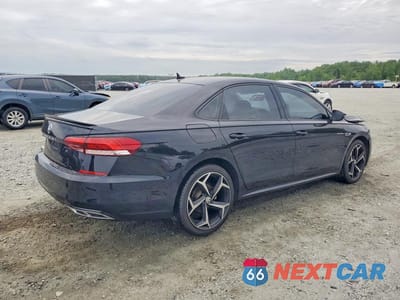 Trzecie zdjęcie samochodu z tyłu: 2020 VOLKSWAGEN PASSAT R-LINE VIN:1VWMA7A32LC005961 - miniatura