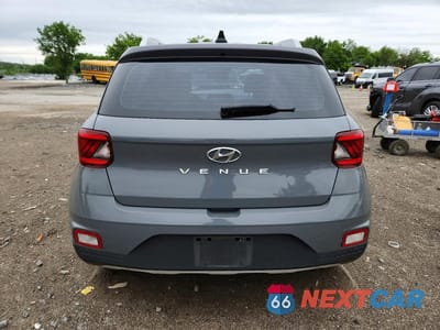 Zdjęcie 6 z 12 samochodu: 2020 HYUNDAI VENUE SEL VIN:KMHRC8A34LU032240 - miniatura