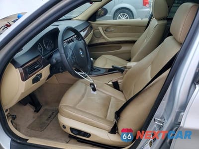 Zdjęcie 7 z 13 samochodu: 2006 BMW 325 I VIN:WBAVB13526KX38728 - miniatura