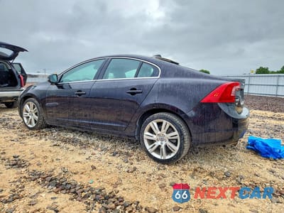 Drugie zdjęcie samochodu z przodu: 2011 VOLVO S60 T6 VIN:YV1902FH0B2003062 - miniatura