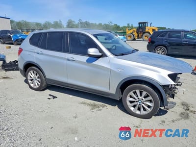 Czwarte zdjęcie samochodu z boku: 2013 BMW X3 XDRIVE28I VIN:5UXWX9C54D0A30644 - miniatura