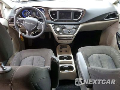 Zdjęcie 8 z 13 samochodu: 2023 CHRYSLER VOYAGER LX VIN:2C4RC1CG2PR511545 - miniatura