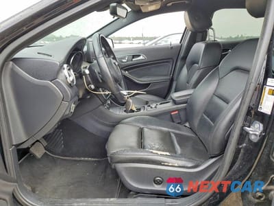 Zdjęcie 7 z 13 samochodu: 2019 MERCEDES-BENZ GLA 250 VIN:WDCTG4EB6KJ575298 - miniatura