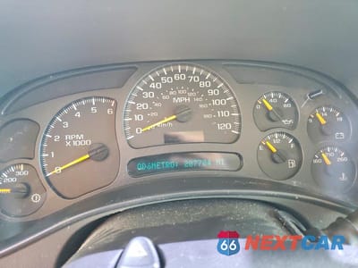 Zdjęcie 9 z 13 samochodu: 2005 GMC SIERRA VIN:1GTHC29U15E212069 - miniatura