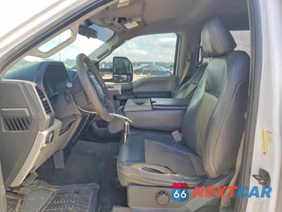 Zdjęcie 7 z 12 samochodu: 2018 FORD F350 SUPER DUTY VIN:1FT8W3DT5JEC89582 - miniatura