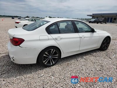 Trzecie zdjęcie samochodu z tyłu: 2018 BMW 330 I VIN:WBA8B9G51JNU97239 - miniatura