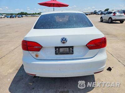 Zdjęcie 6 z 13 samochodu: 2014 VOLKSWAGEN JETTA BASE VIN:3VW2K7AJ9EM327064 - miniatura