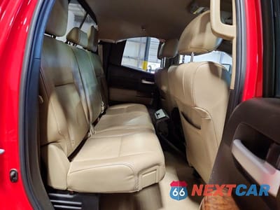 Zdjęcie 10 z 12 samochodu: 2011 TOYOTA TUNDRA DOUBLE CAB LIMITED VIN:5TFBY5F17BX208692 - miniatura