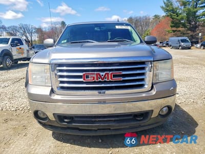 Piąte zdjęcie samochodu w środku: 2008 GMC SIERRA K1500 VIN:2GTEK19J081224273 - miniatura