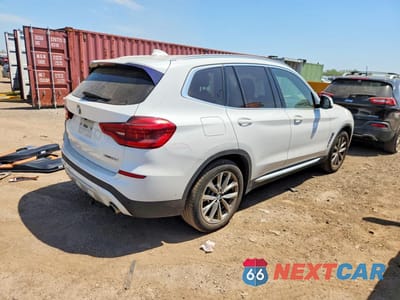 Trzecie zdjęcie samochodu z tyłu: 2019 BMW X3 XDRIVE30I VIN:5UXTR9C58KLE14399 - miniatura