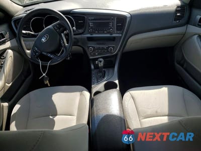 Zdjęcie 8 z 12 samochodu: 2013 KIA OPTIMA LX VIN:5XXGM4A77DG148768 - miniatura