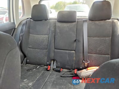 Zdjęcie 10 z 13 samochodu: 2015 VOLKSWAGEN TIGUAN S VIN:WVGBV7AX0FW512888 - miniatura