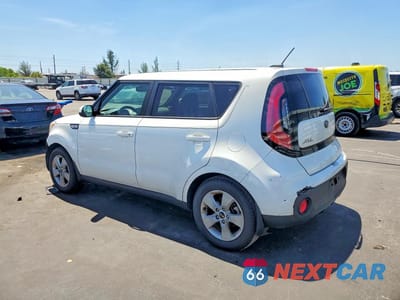 Drugie zdjęcie samochodu z przodu: 2018 KIA SOUL BASE VIN:KNDJN2A26J7575245 - miniatura